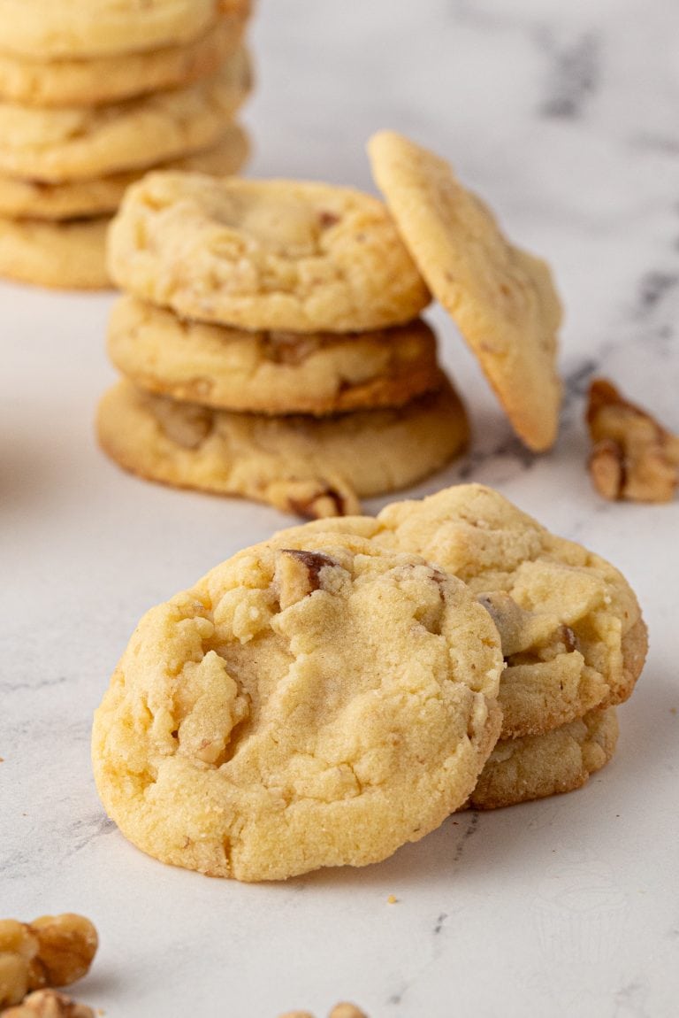 Walnut Biscuits