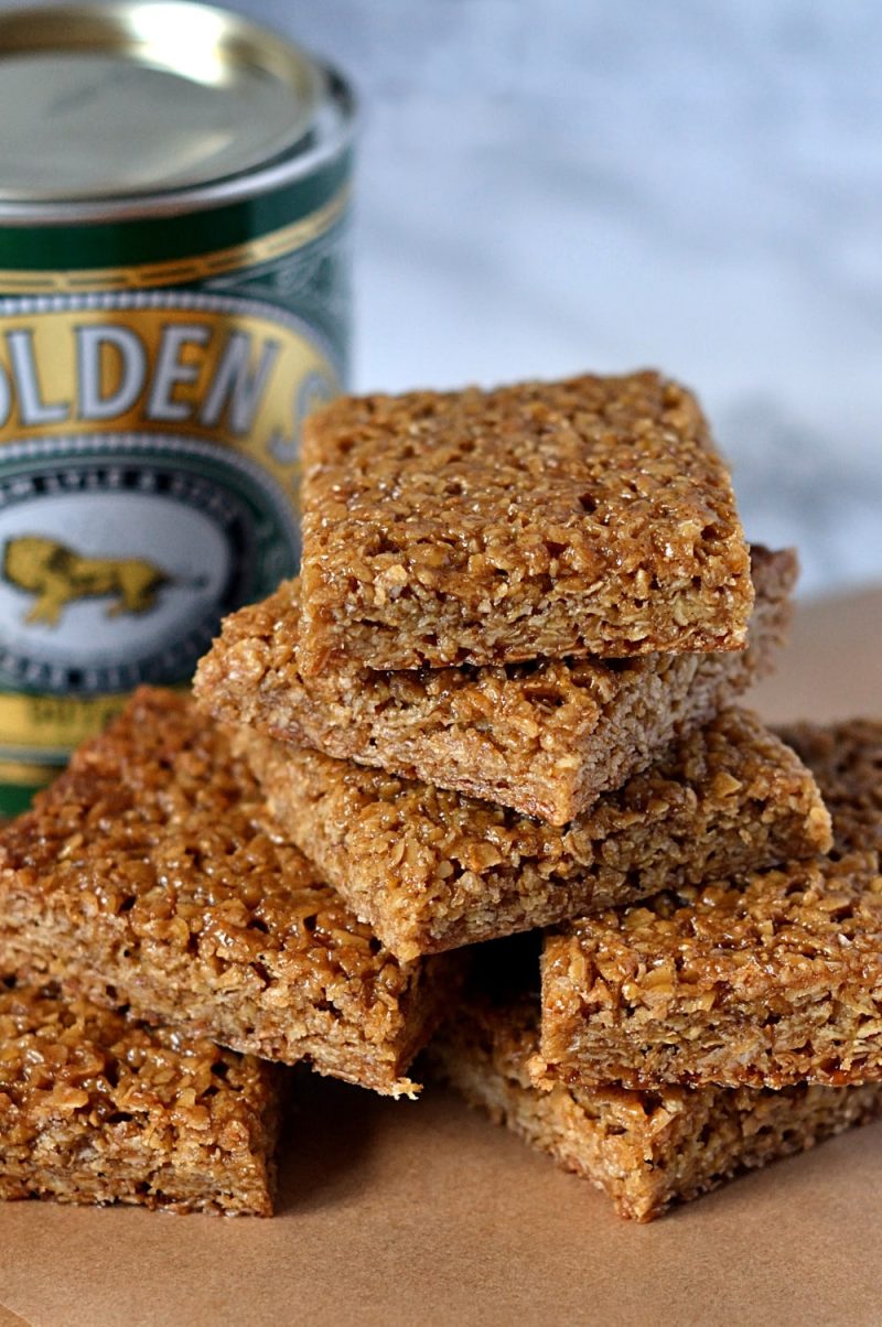 Flapjack Easy flapjack recipe from Baking with Granny. Chewy flapjack, simple recipe, perfect to bake at home.